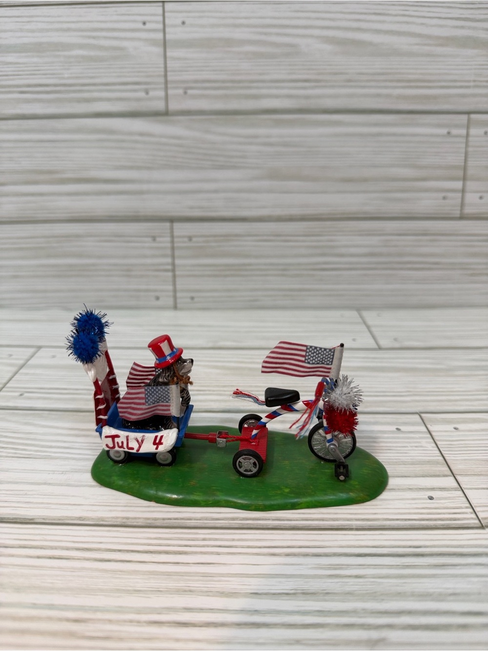 Department 56 July 4th "Kiddie Parade" - Picture 9 of 10